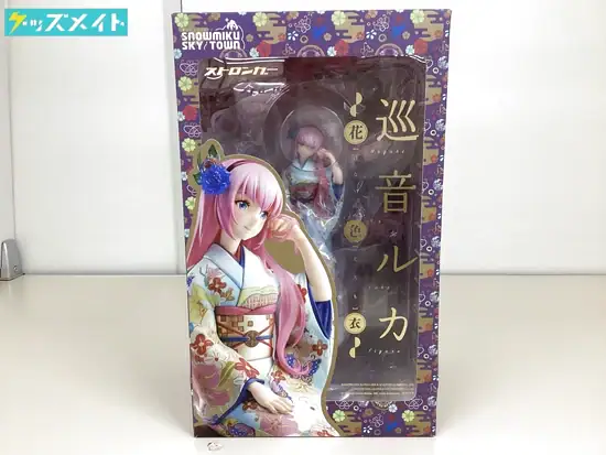 ストロンガー 巡音ルカ〜花色衣〜1/8フィギュア