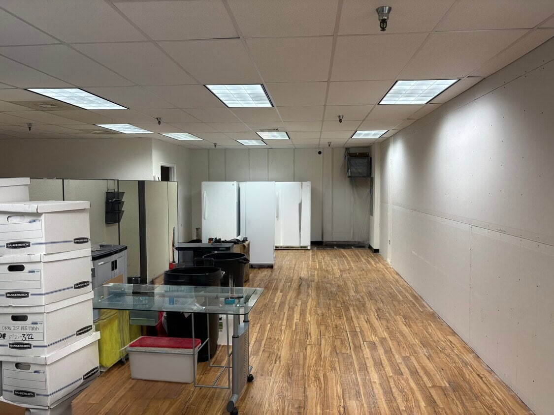 Open floor plan commercial office space Honolulu for sale