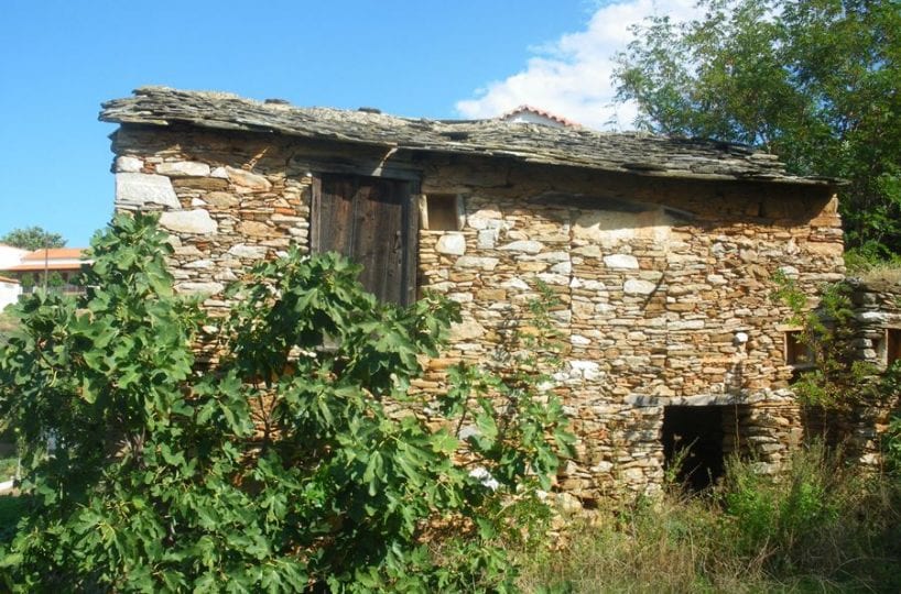 Evia Koskina land and derelict outbuildings