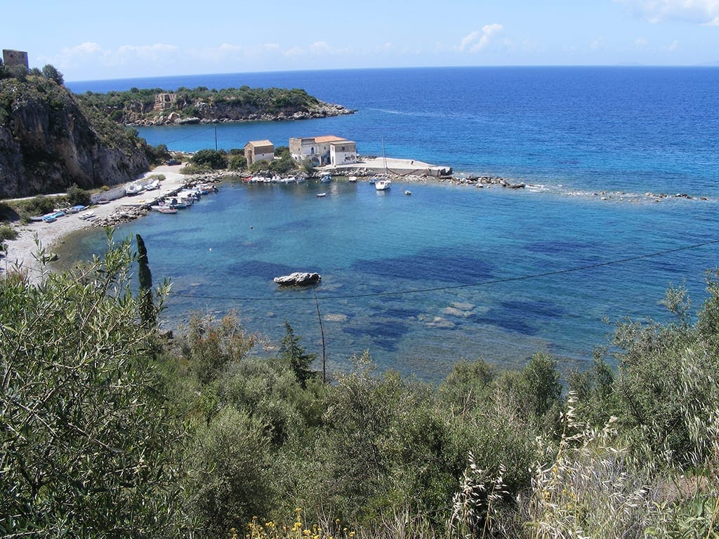 THE MANI PENINSULA AND DEEP MANI