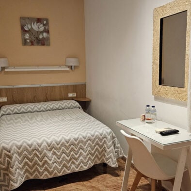 Habitación individual con baño privado