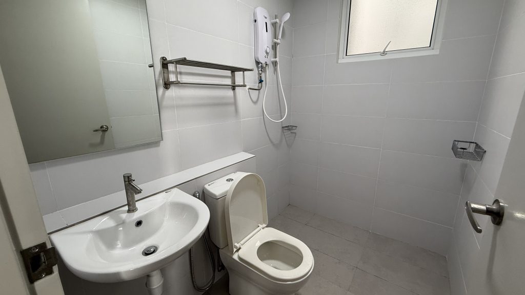 Room C Toilet