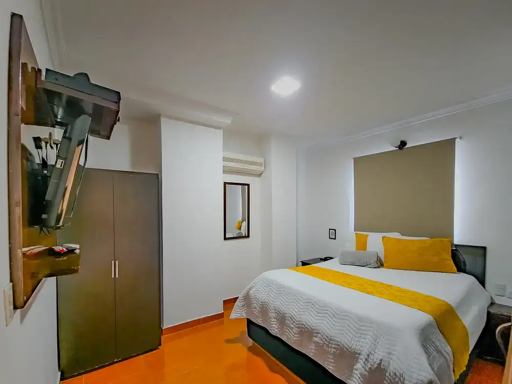 Habitación Doble Estándar en Hotel Avenida 3 Real