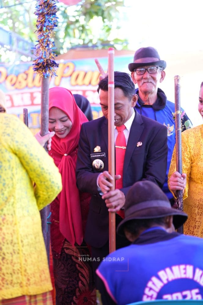 
 Pesta Panen di Tonrongnge, Bupati Dorong Kebersamaan untuk Pertanian yang Lebih Sejahtera