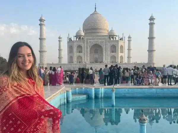 Sunrise Taj Mahal and Mathura Day Tour