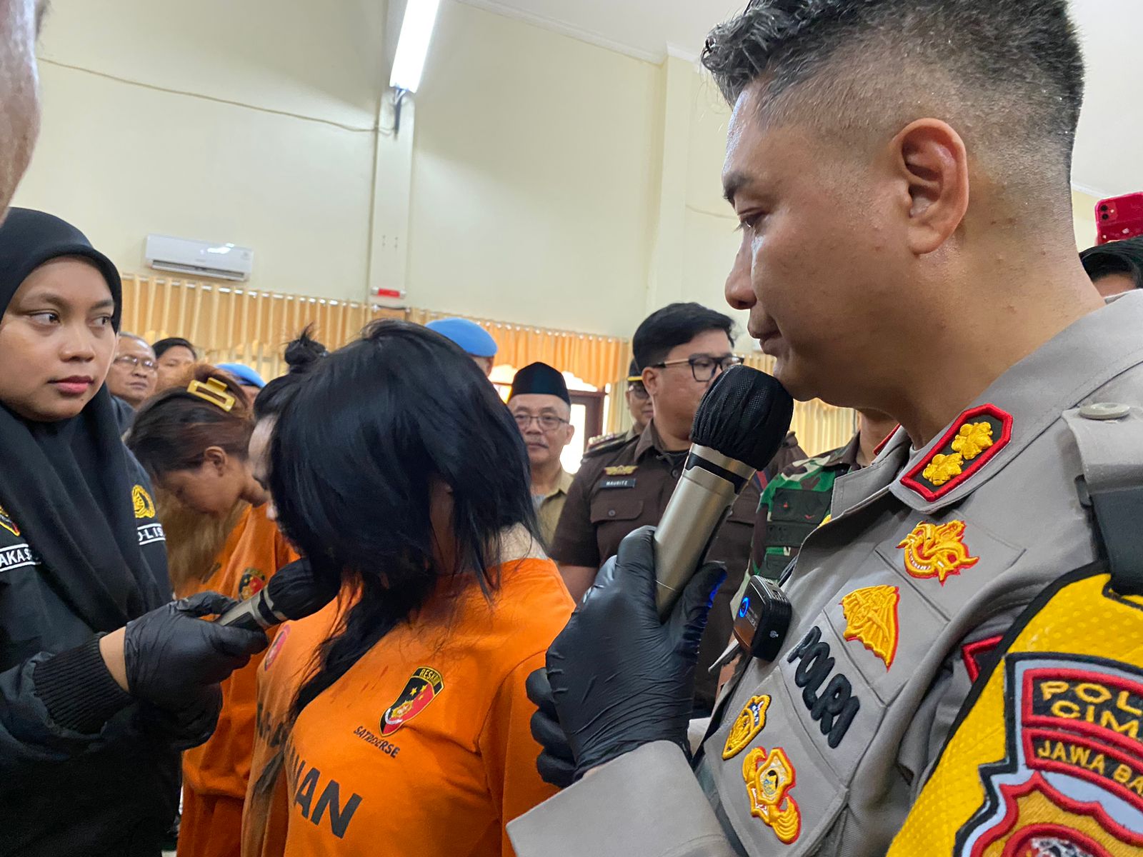 Lima Selebgram Diamankan Polres Cimahi Terkait Promosi Judi Online