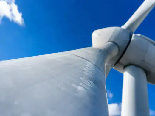 Prąd z Baltic Power popłynął do sieci. Kluczowe komponenty farmy powstały w Szczecinie