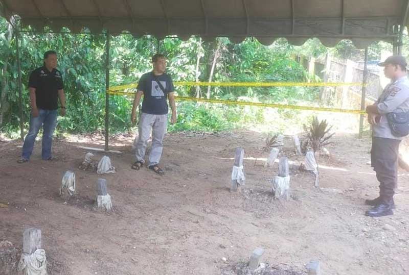 Makam SF dipasangi garis polisi (DIR)