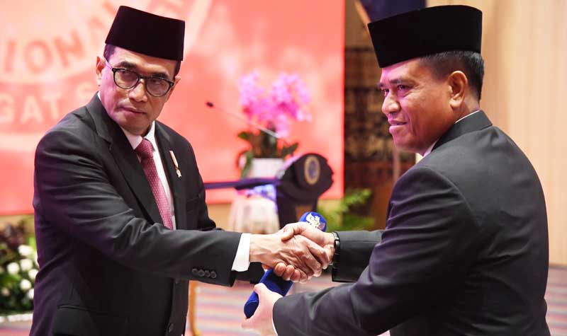 Menteri Perhubungan melantik Marsdya TNI Kusworo sebagai Kepala Basarnas, di Jakarta, 