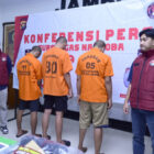 Tiga tersangka kurir sabu diamankan di Ditresnarkoba Polda Jambi | dod