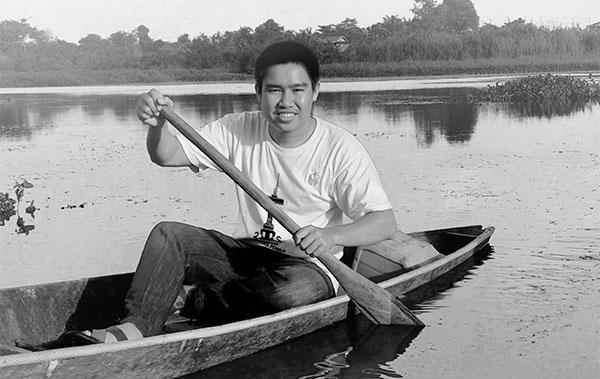Nando Nawawi