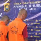 AW dan AP diamankan di Polda Jambi | pj
