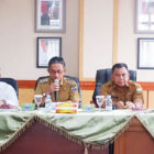 Wabup Muarojambi, Junaidi H Mahir, memimpin rapat kerja dengan BNN Provinsi Jambi, Senin | dki