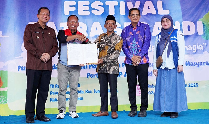 Pertamina EP Jambi resmi menyerahkan pengelolaan TK Patra Serandi kepada Pemerintah Desa Talang Belido, Kecamatan Sungai Gelam, Kabupaten Muarojambi | phr