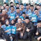 Bupati dan Wakil Bupati Muaro Jambi berfoto bersama para PPK seusai penyerahan SK dan pelantikan, Kamis | dki-mj