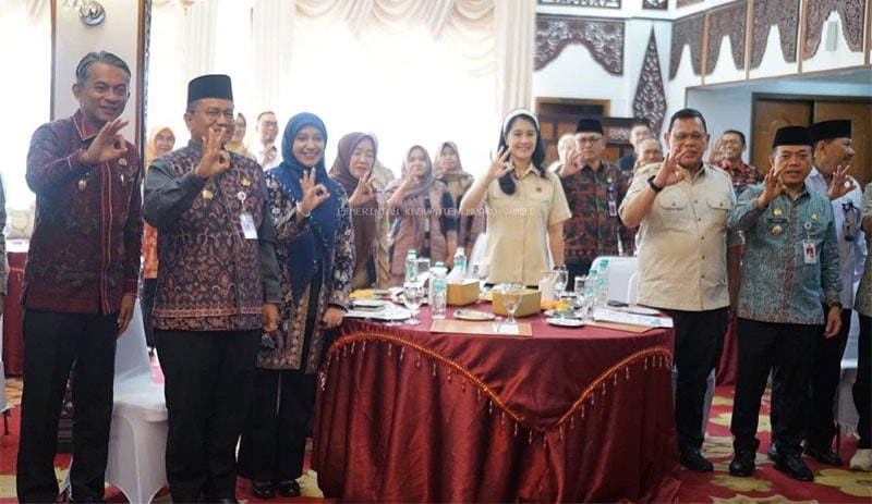 Wakil Bupati Muaro Jambi, Junaidi Mahir, coffee morning bersama Wakil Menteri Kependudukan dan Pembangunan Keluarga, Ratu Ayu Isyana Bagoes Oka | dki-mj