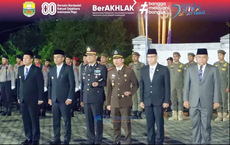 Bupati Muaro Jambi, Bambang Bayu Suseno, menghadiri apel kehormatan dan malam renungan suci | dki-mj