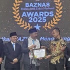 Baznas Sarolangun menerima penghargaan dalam ajang Baznas Awards 2025 | baznas