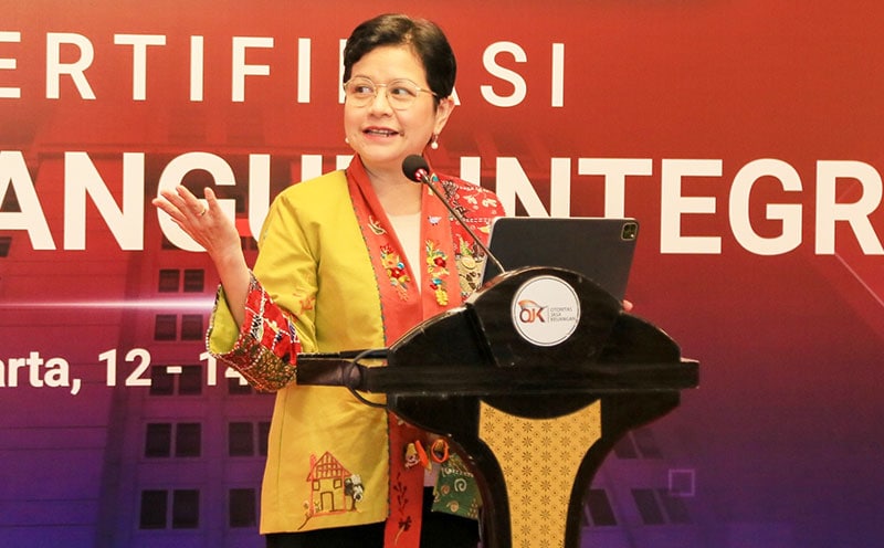 Sophia Wattimena