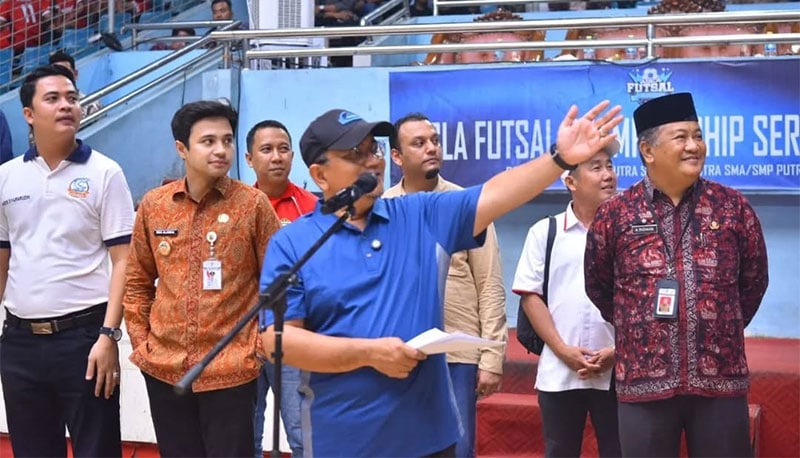 Wali Kota Jambi, Dr. Maulana, membuka Turnamen ASLA Futsal Championship Series 2025., Kamis | dki-kj
