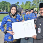 Wali Kota Jambi, Dr. Maulana, menyerahkan SK dan mengambil sumpah PPPK Formasi II Tahap II, di Lapangan Kantor Wali Kota Jambi, Kamis | dki-kj