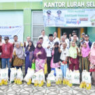 Sekda Kota Jambi, A Ridwan, menyalurkan Bantuan Pangan Gratis dan Minyakita gratis kepada ribuan warga, Rabu | dki-kj