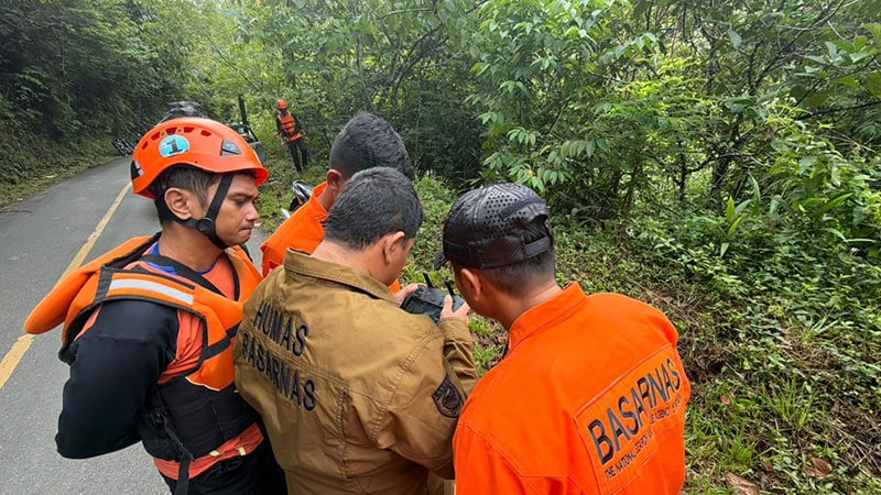 Tim SAR terlibat pencarian korban kecelakaan di Muara Hemat, Kerinci | sar 