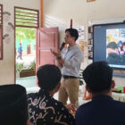 Sekolah Islam Terpadu (SIT) Nurul Hikmah mengadakan Pelatihan Media Sosial 5.0 bagi ustadz dan ustadzah, menghadirkan Coach Noe sebagai pemateri utama | noe