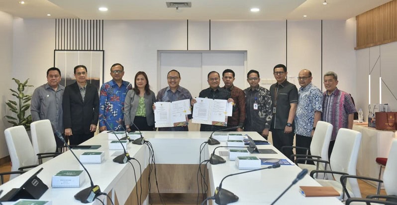 Wali Kota Jambi, Maulana, menandatangani nota kesepahaman dengan BPSDM Komdigi, di Jakarta, Kamis | diskominfo