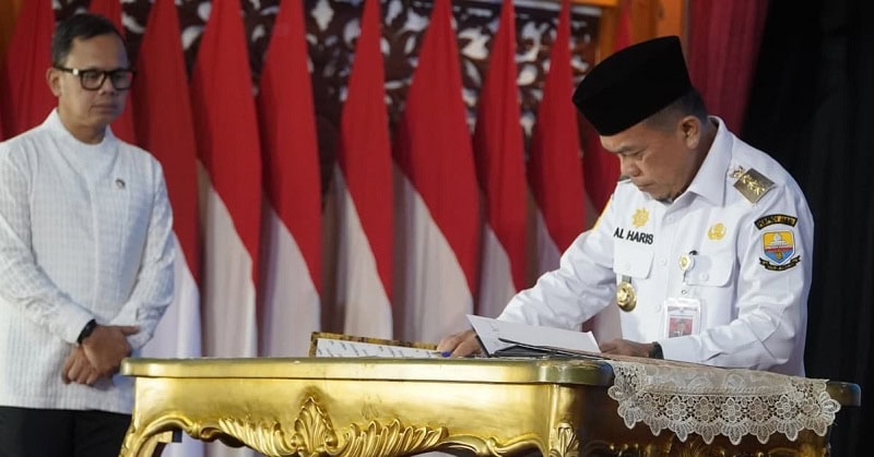 Gubernur Jambi, Al Haris, dan Wakil Menteri Dalam Negeri, Bima Arya, di Jambi, Rabu 15 April 2026 | erit sutriedi
