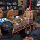 Bupati Tanjung Jabung Timur, Dillah Hikmah Sari, bersama Wakil Bupati Muslimin Tanja, menerima kunjungan manajemen PT Intan Maca Internasional, investor asal Malaysia | dki-tjt