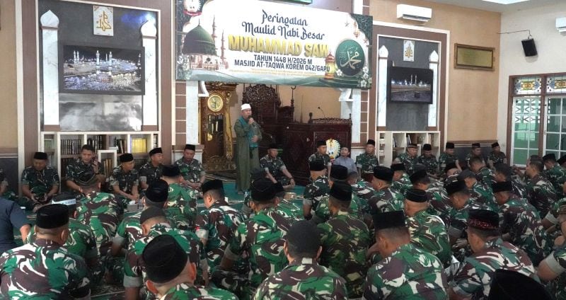 Maulid Nabi Muhammad SAW di Masjid At-Taqwa, Markas Korem 042/Gapu, Jambi, Rabu | penrem