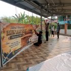 Kegiatan gotong royong di Masjid Al Ikhlas Aur Kenali menghadapi peringatan Maulid Nabi Muhammad SAW | tim