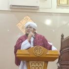 Habib Syaugi memberi ceramah pada peringatan Maulid Nabi Muhammad SAW, di Masjid Al Ikhlas, Aur Kenali, Telanaipura, Kota Jambi, Sabtu malam | tim