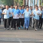 Gubernur Al Haris bersama para bupati dan wali kota ikut berlari pada event Presisi Merdeka Run 2026, Minggu | erit