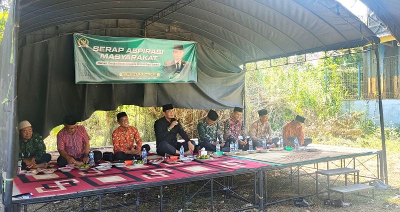 Anggota DPR RI Komisi XII Fraksi Partai Kebangkitan Bangsa (PKB), Elpisina, melaksanakan reses di Desa Sungai Aur, Kumpeh, Kabupaten Muaro Jambi | dod