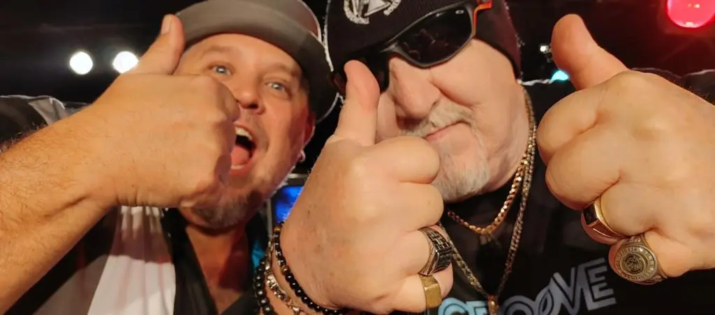 Thumbs up ryan ruicci and rick laroche