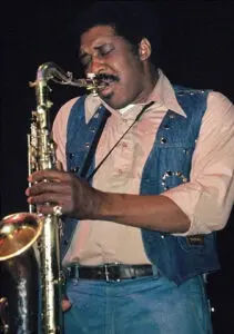 photo of Eddie Shaw – By Andre Hobus