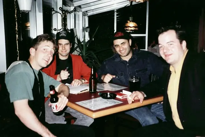 The Sidemen relaxing at Joe's Place