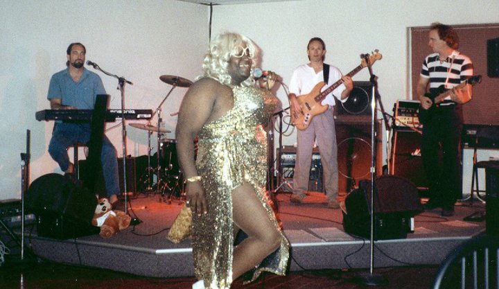 Ned Green Show with Geraldine at Joe's Place Port Colborne