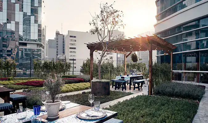 st-regis-hotel-mexico-city-garden-view-1