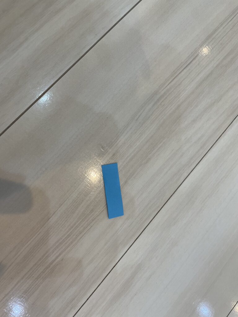 加湿器を落としてできた凹み（森のしずく補修前）