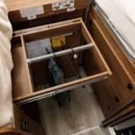 Kamper Integra Benimar Amphitryon 967 Szafa Schowek