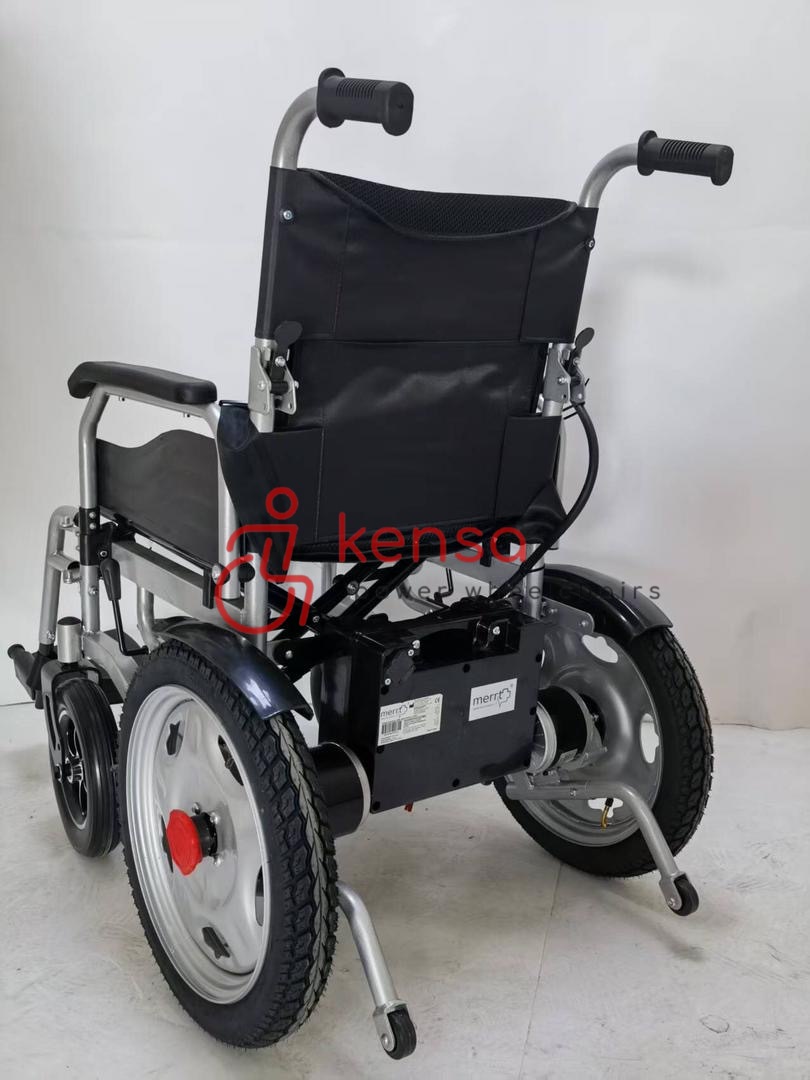 BME 4646 ekonomik akülü sandalye katlanabilir metal şase