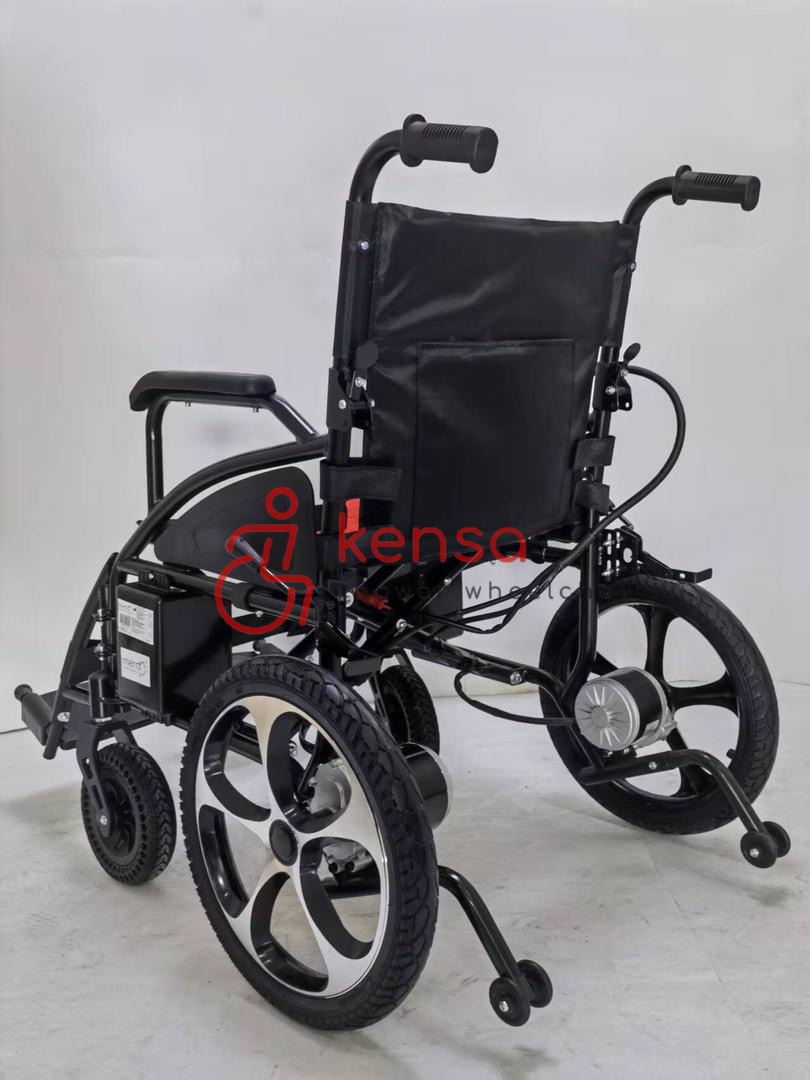 BME 4647 ekonomik katlanabilir akülü sandalye siyah