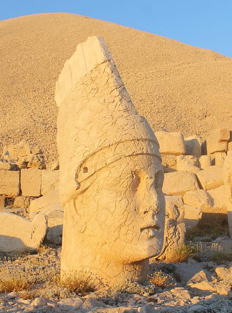 Nemrut Dağı