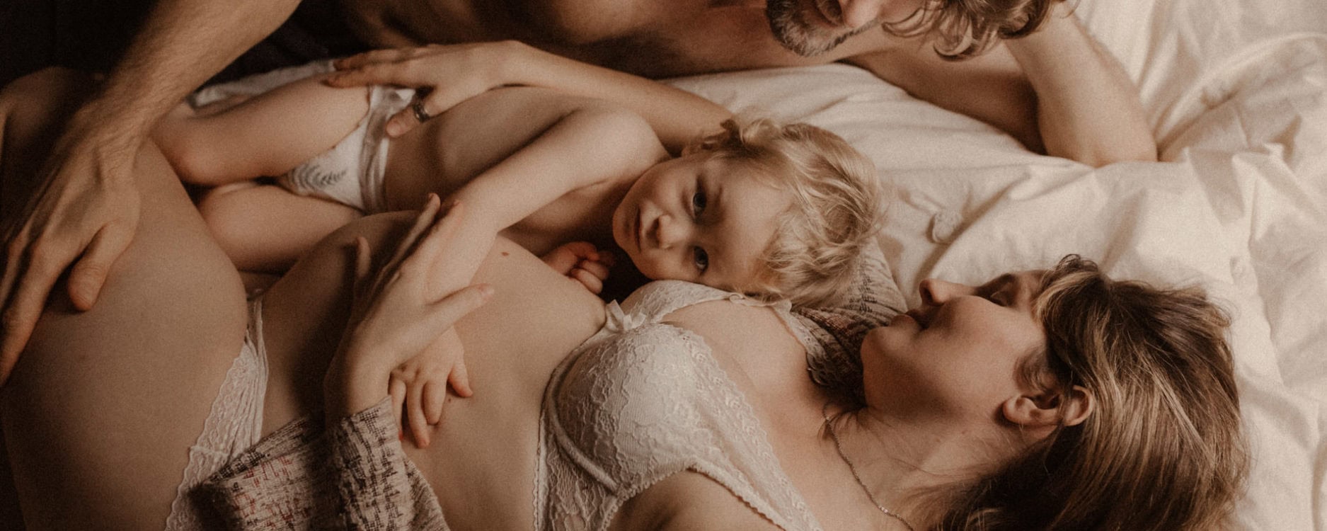 seance famille intime peau a peau annecy