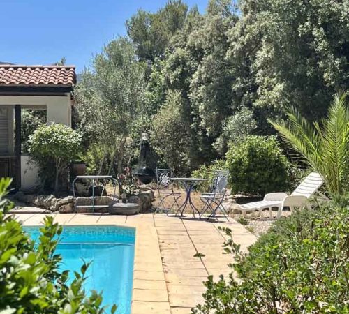 Schöner ruhiger Garten mit Pool und Poolhaus zum Relaxen - Pool et jardin en Provence
