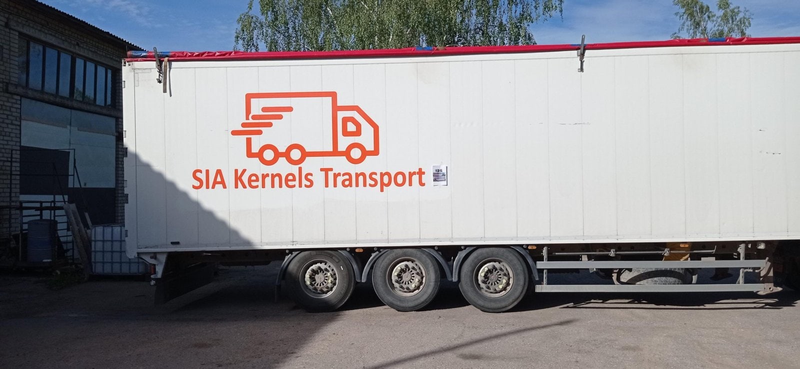 Kravas automašīnas aplīmēšanas 