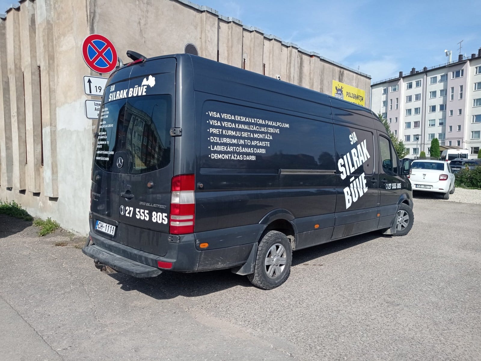 SIA Silrak Būve reklāmas auto aplīmēšana